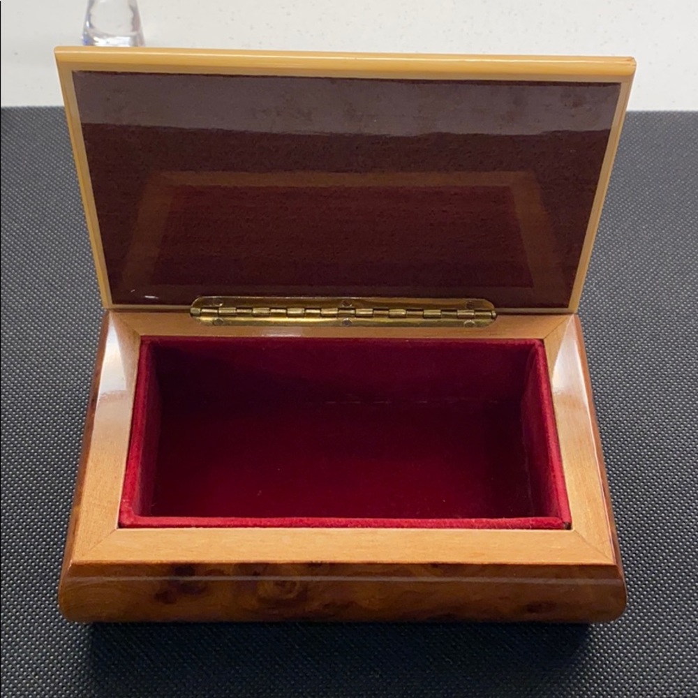 Vintage Notturno Inlaid Wood Hinged Trinket Box